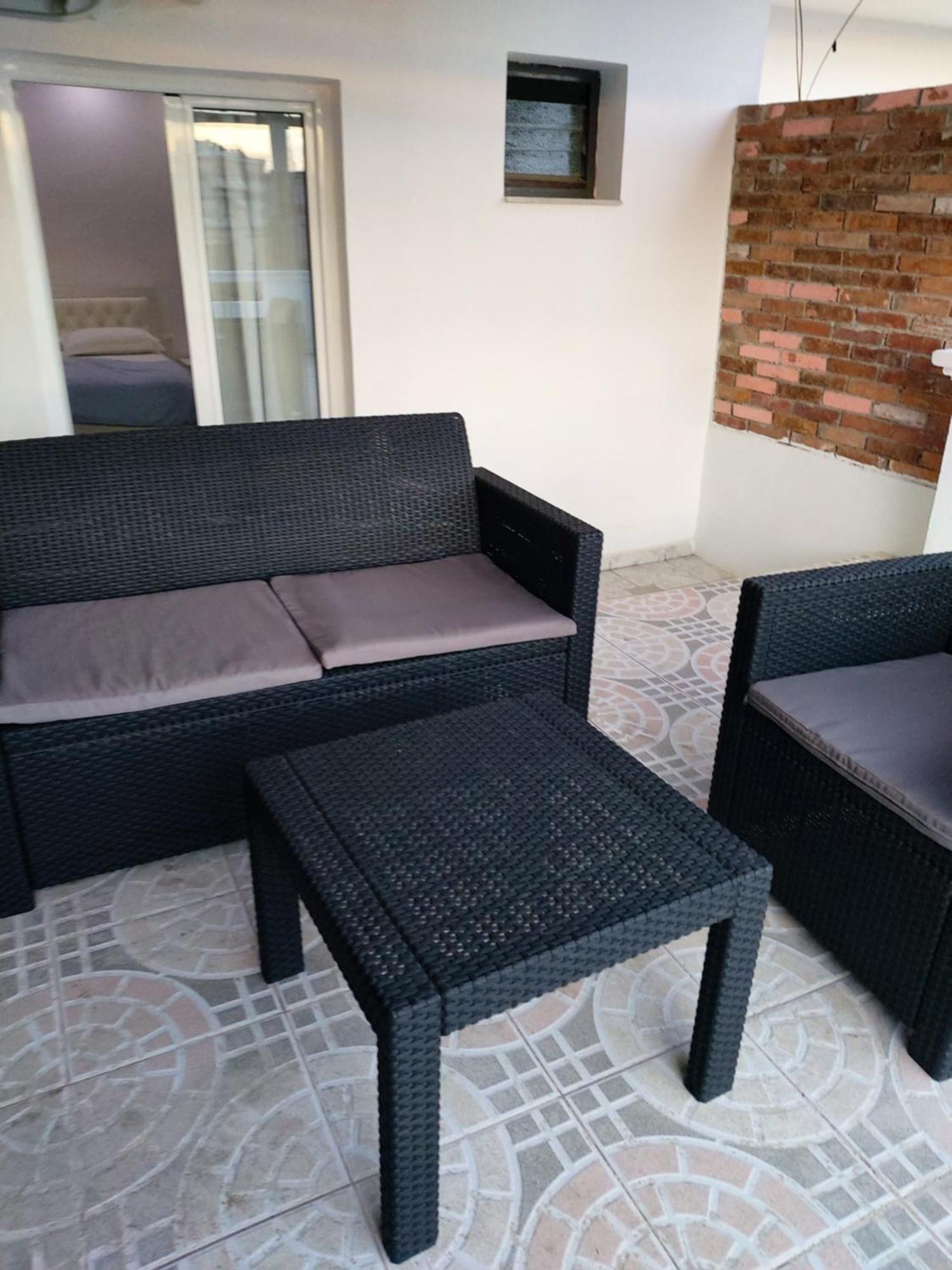 Spacious Apartment Near The Beach Sarandë Exterior foto