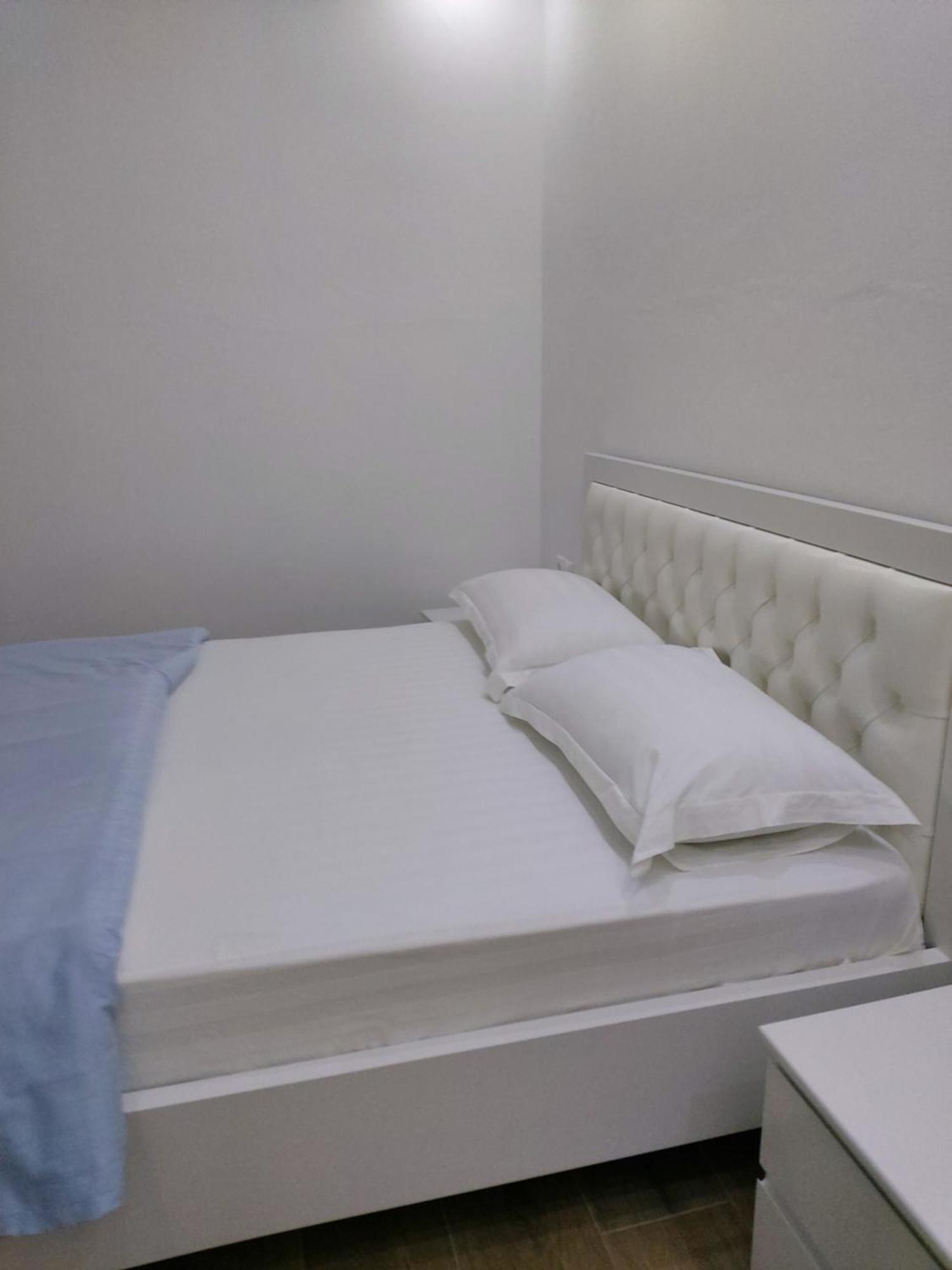 Spacious Apartment Near The Beach Sarandë Exterior foto